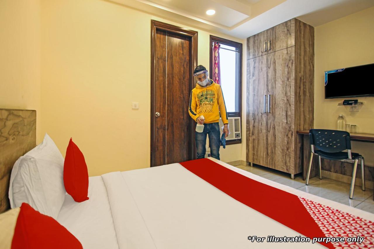 Oyo Flagship Kaveri Tourist Home Guruvāyūr Extérieur photo